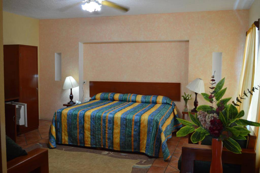 Double room at Hotel La Rienda Mision Tequillan